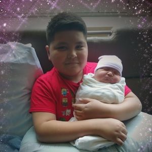 Meet your Posher, Roxy